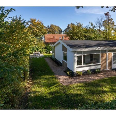 Beautiful Holiday Home With Sauna In A Quiet Wooded Area In 东卡佩勒 外观 照片