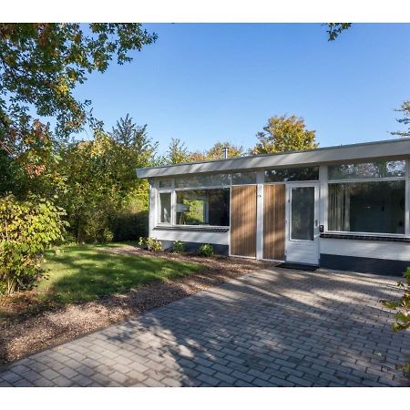 Beautiful Holiday Home With Sauna In A Quiet Wooded Area In 东卡佩勒 外观 照片