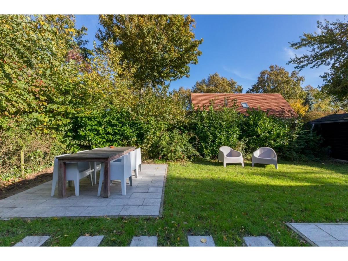 Beautiful Holiday Home With Sauna In A Quiet Wooded Area In 东卡佩勒 外观 照片